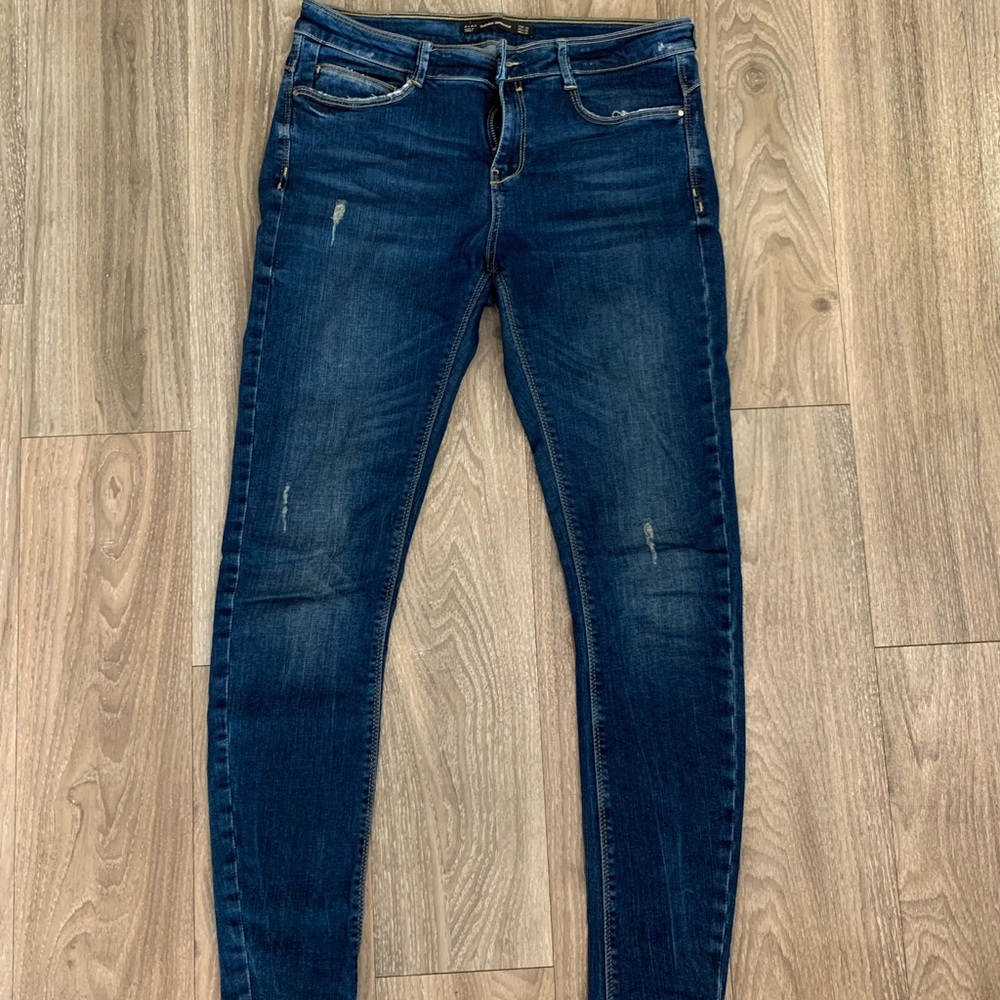 Zara dark wash highrise skinny jeans size 40EU/8US
